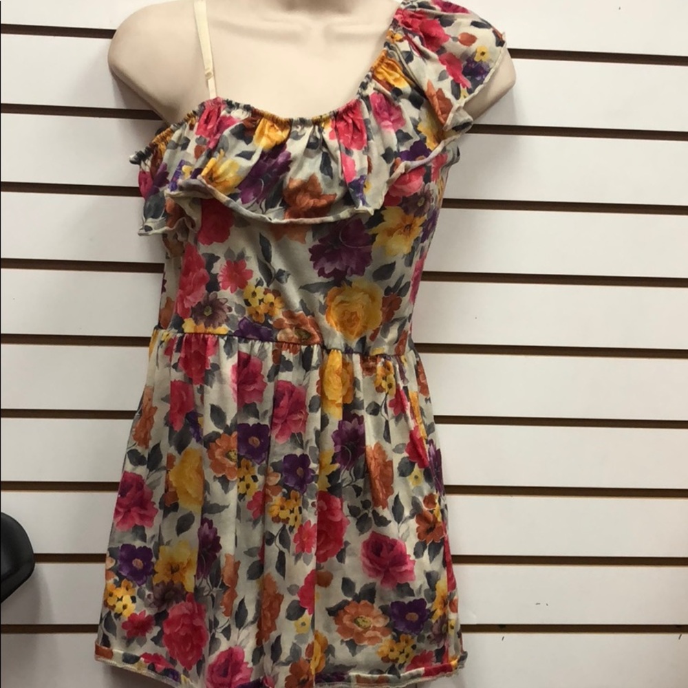 Floral romper size M